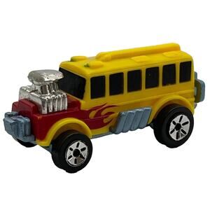 Maisto Tonka Hasbro 2007 Skool Bust Yellow with Red Flames Vehicle Model Toy